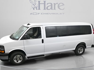 2025 Chevrolet Express 3500 LT Passenger