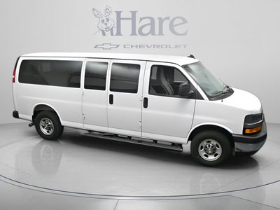 2025 Chevrolet Express 3500 LT Passenger