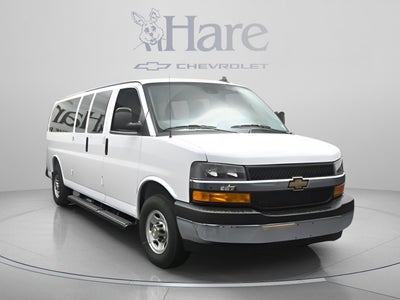 2025 Chevrolet Express 3500 LT Passenger
