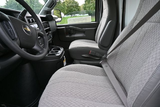 2026 Chevrolet Express 3500 Work Van Cutaway