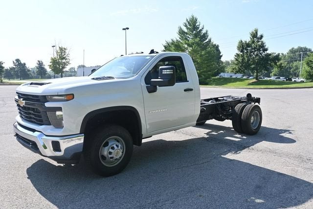 2026 Chevrolet Silverado 3500HD Work Truck