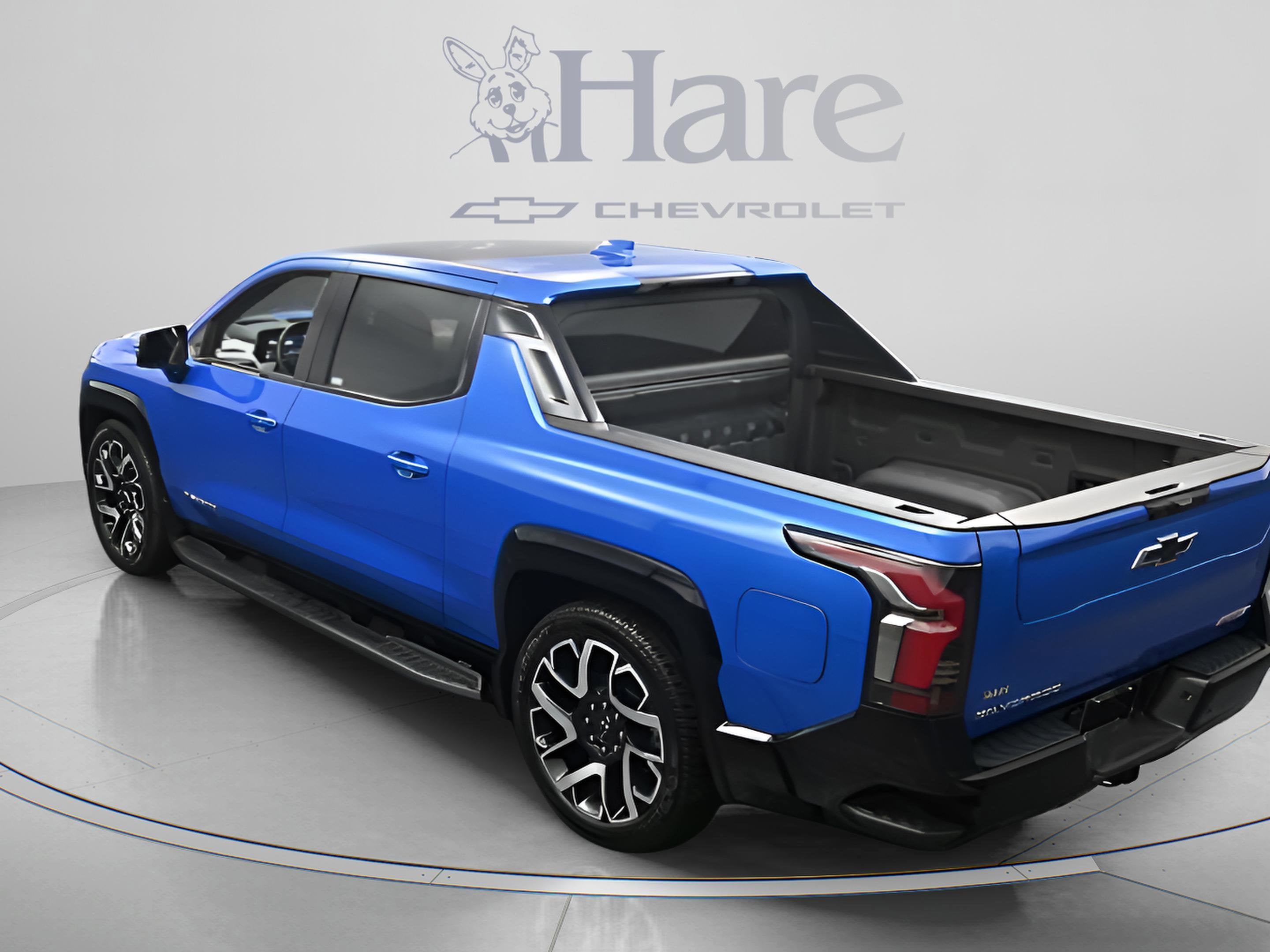 2025 Chevrolet Silverado EV RST