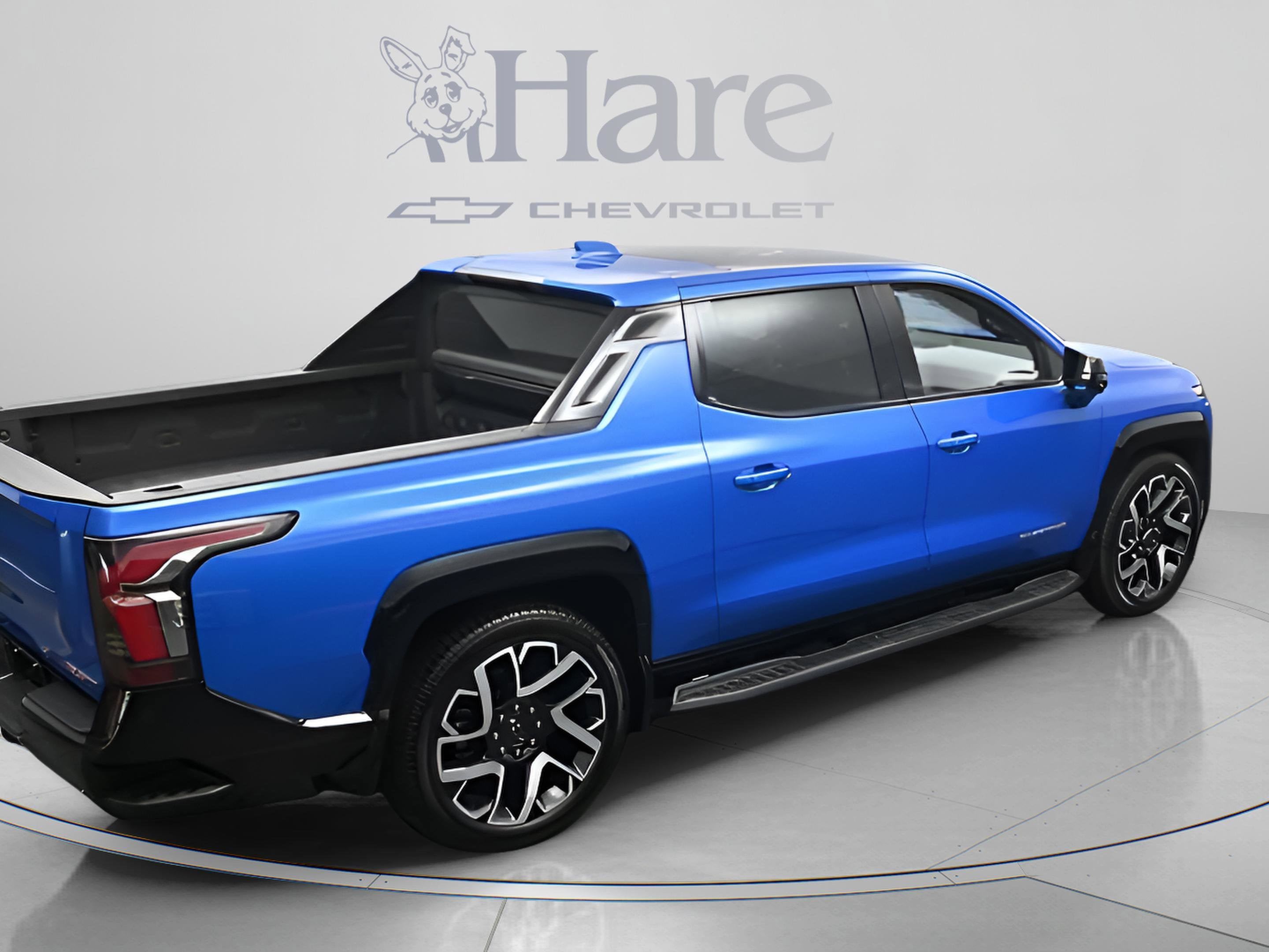 2025 Chevrolet Silverado EV RST