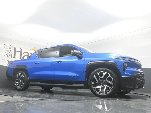 2025 Chevrolet Silverado EV RST