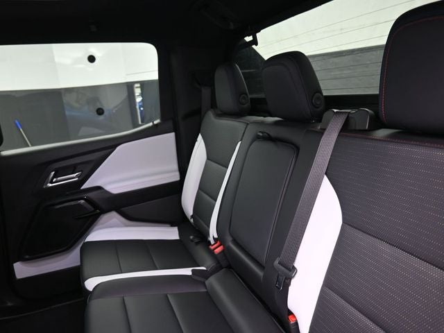 2025 Chevrolet Silverado EV RST
