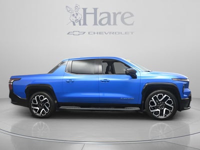 2025 Chevrolet Silverado EV RST