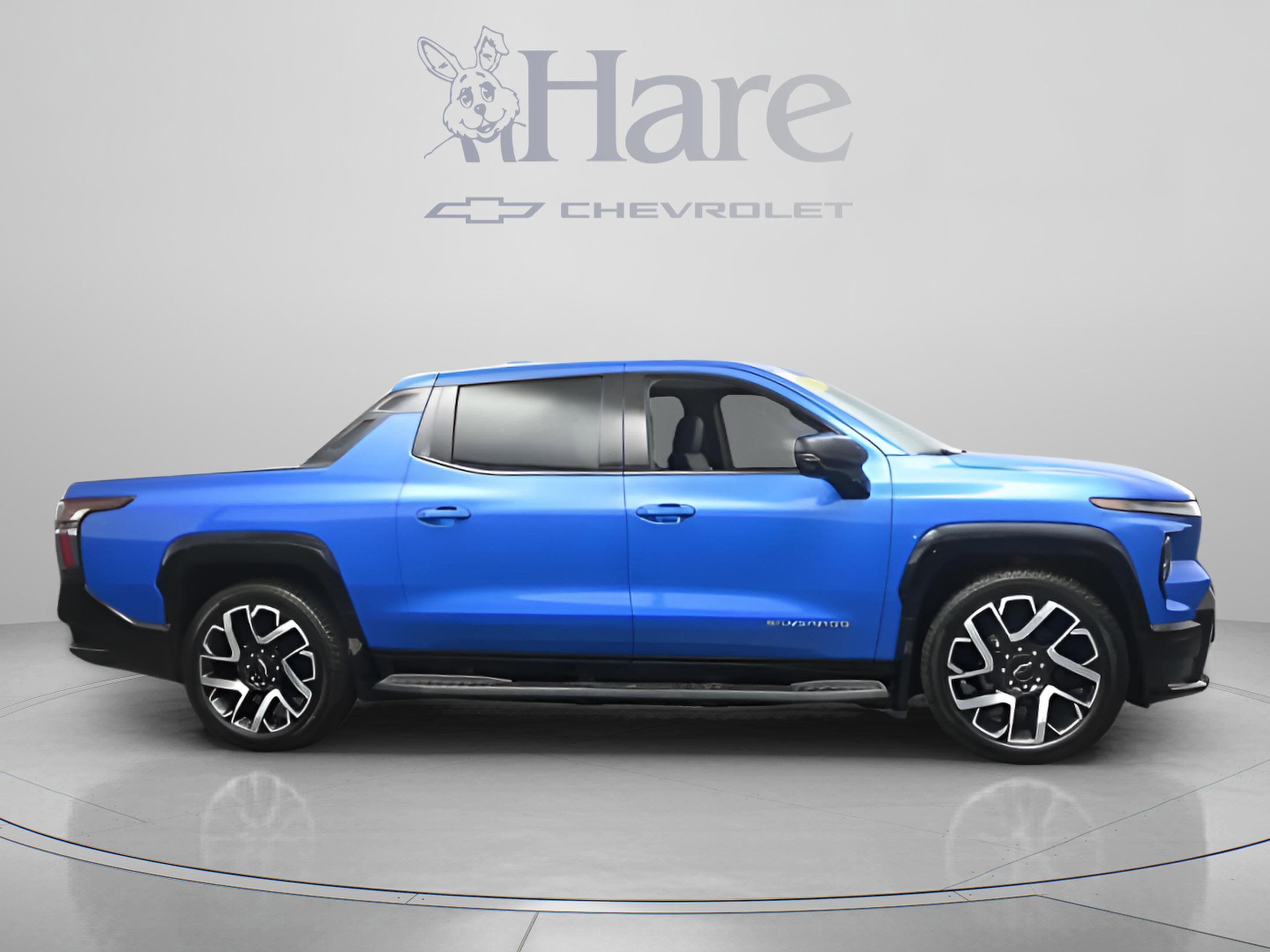 2025 Chevrolet Silverado EV RST