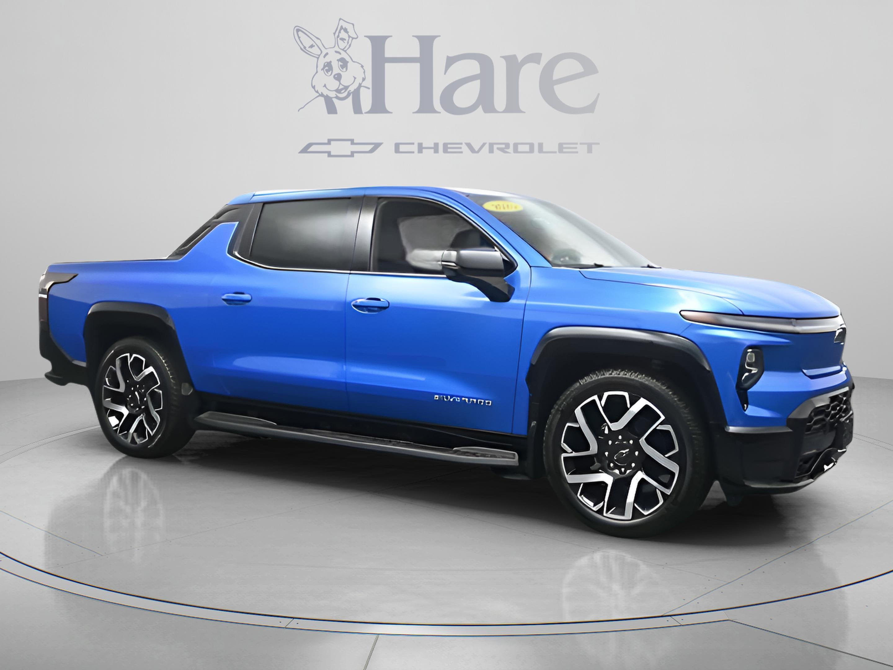 2025 Chevrolet Silverado EV RST