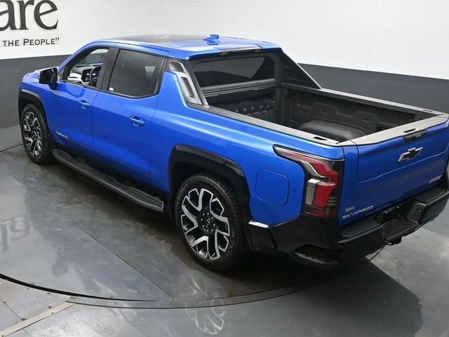 2025 Chevrolet Silverado EV RST