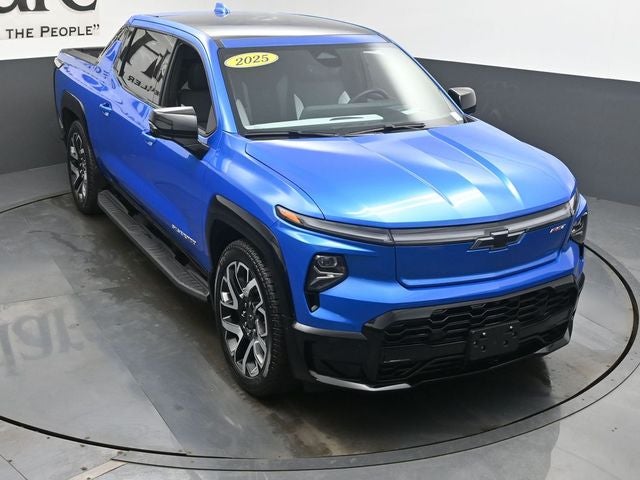 2025 Chevrolet Silverado EV RST