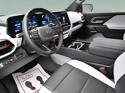 2025 Chevrolet Silverado EV RST