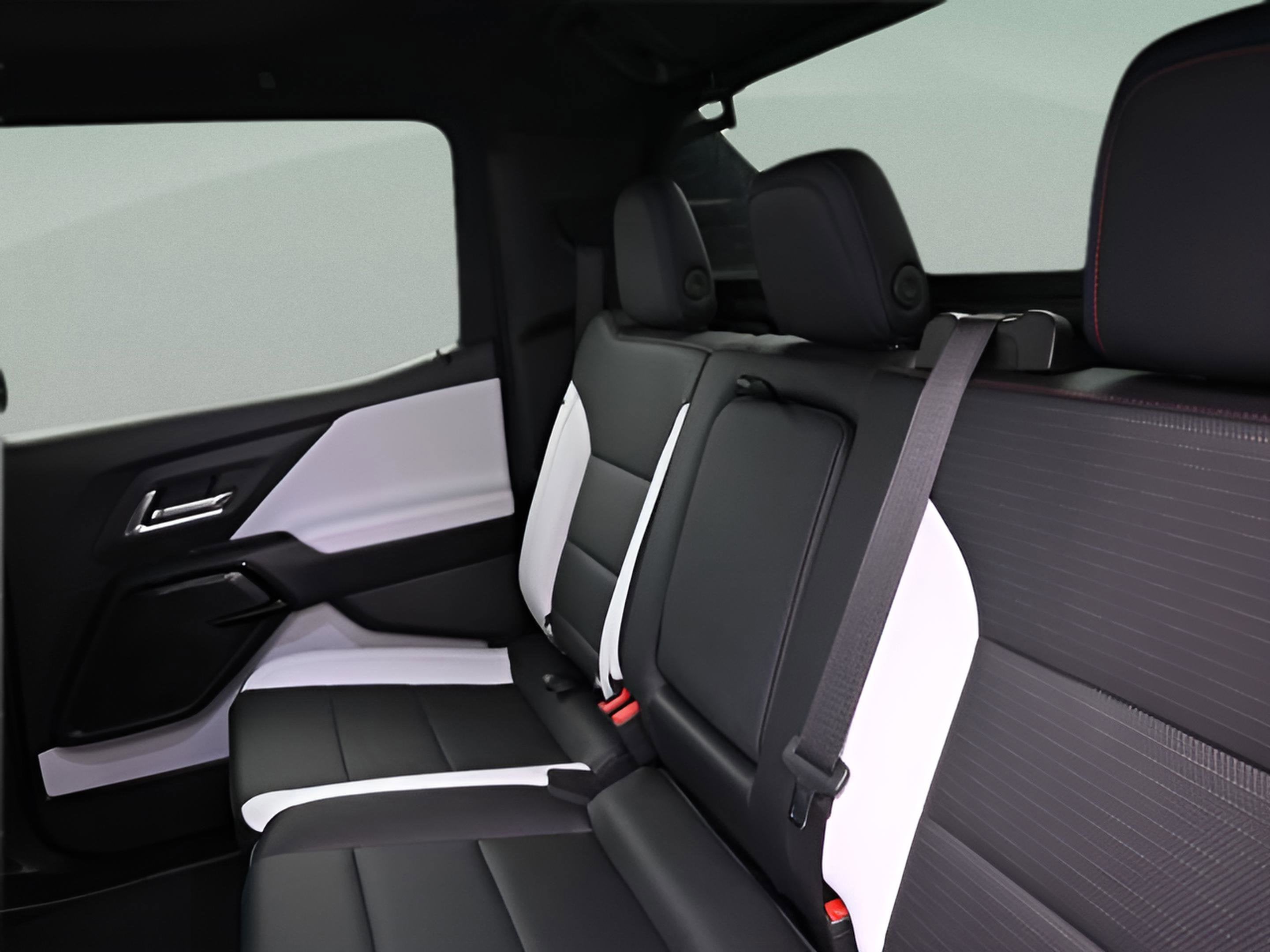 2025 Chevrolet Silverado EV RST