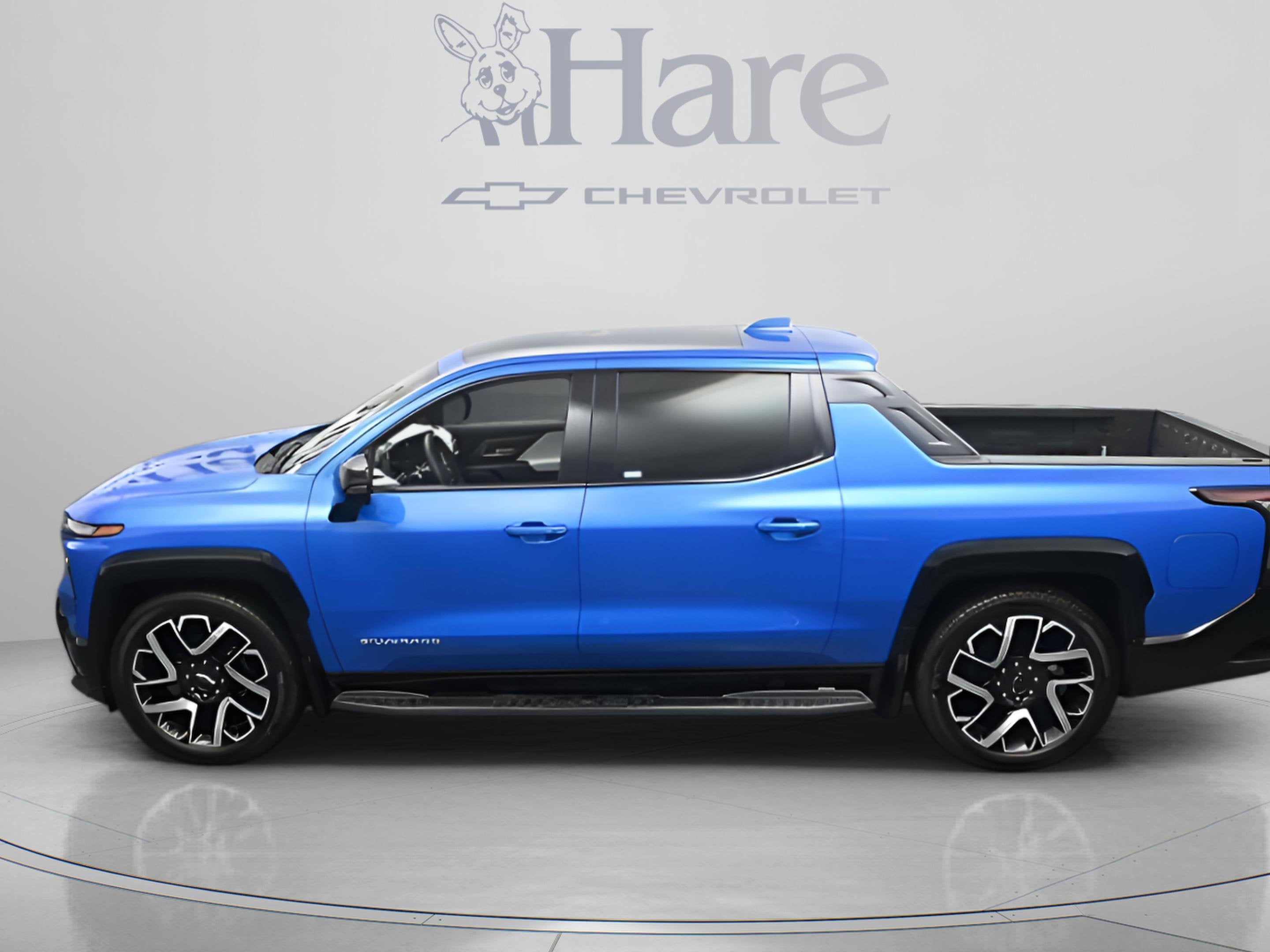 2025 Chevrolet Silverado EV RST