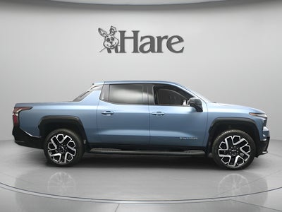 2025 Chevrolet Silverado EV RST
