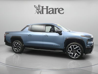 2025 Chevrolet Silverado EV RST