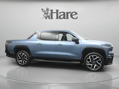2025 Chevrolet Silverado EV RST