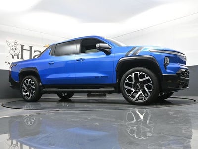 2025 Chevrolet Silverado EV RST