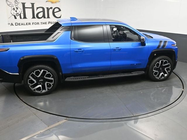 2025 Chevrolet Silverado EV RST
