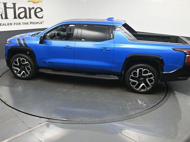2025 Chevrolet Silverado EV RST