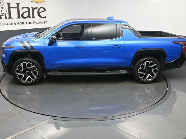 2025 Chevrolet Silverado EV RST