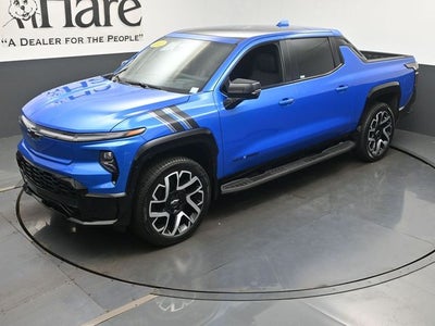 2025 Chevrolet Silverado EV RST