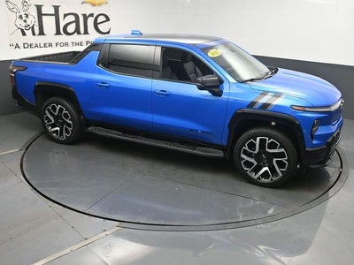 2025 Chevrolet Silverado EV RST