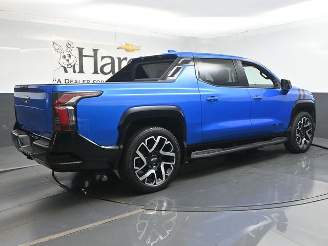 2025 Chevrolet Silverado EV RST