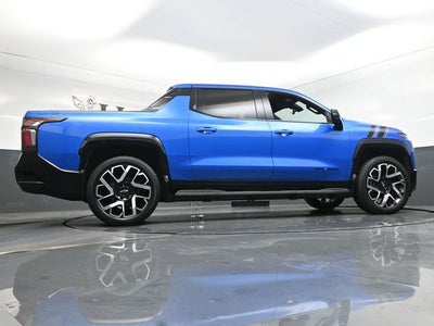 2025 Chevrolet Silverado EV RST