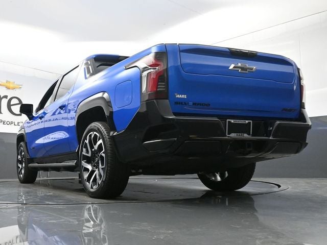 2025 Chevrolet Silverado EV RST
