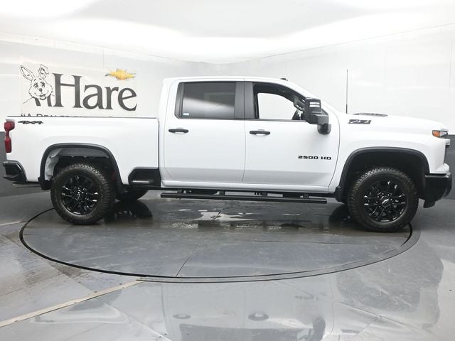 2026 Chevrolet Silverado 2500HD Custom