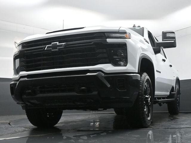 2026 Chevrolet Silverado 2500HD Custom