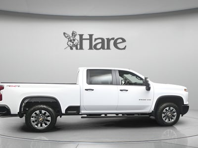 2026 Chevrolet Silverado 2500HD Custom