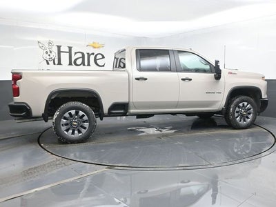 2026 Chevrolet Silverado 2500HD Custom