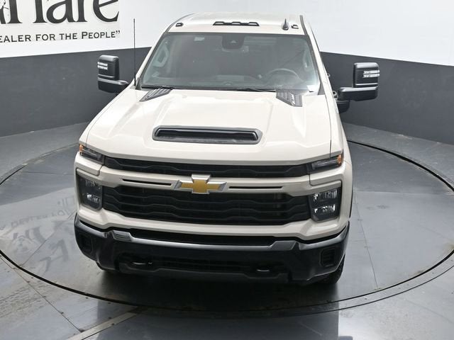 2026 Chevrolet Silverado 2500HD Custom