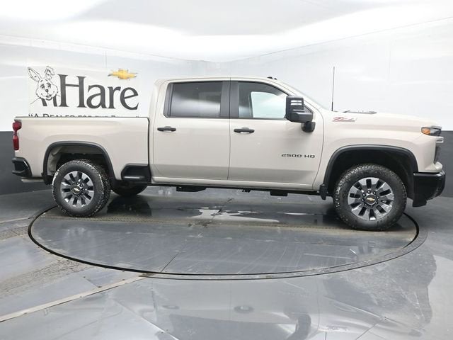 2026 Chevrolet Silverado 2500HD Custom