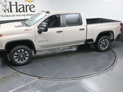 2026 Chevrolet Silverado 2500HD Custom