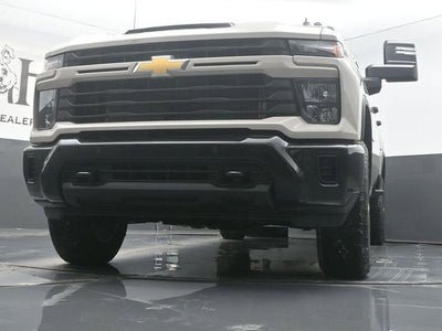 2026 Chevrolet Silverado 2500HD Custom