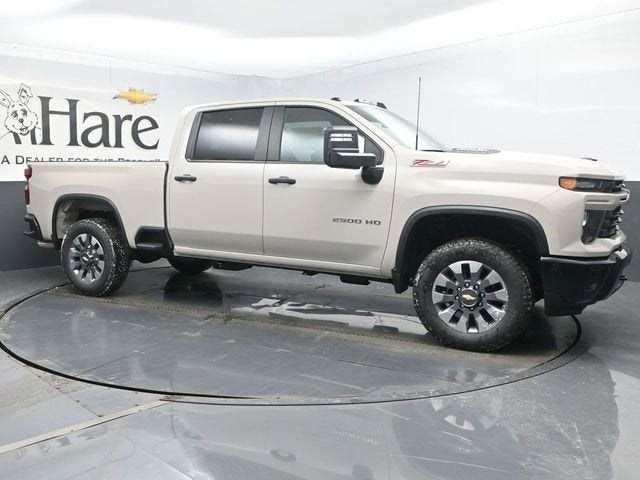 2026 Chevrolet Silverado 2500HD Custom