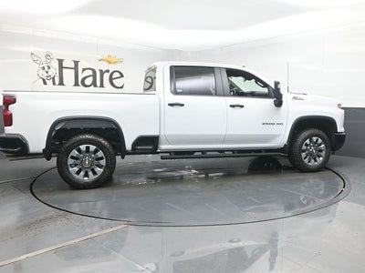 2026 Chevrolet Silverado 2500HD Custom