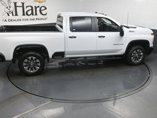 2026 Chevrolet Silverado 2500HD Custom