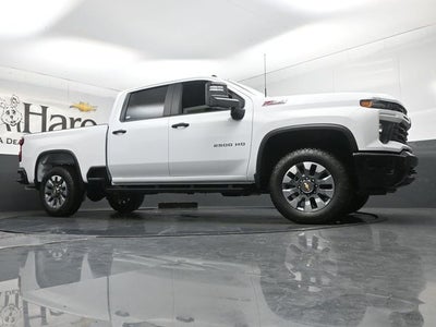2026 Chevrolet Silverado 2500HD Custom