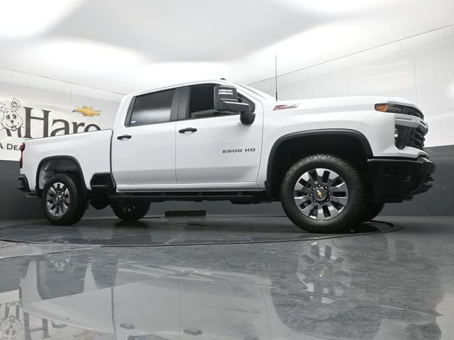 2026 Chevrolet Silverado 2500HD Custom