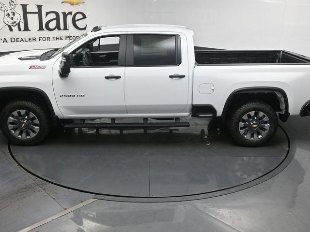 2026 Chevrolet Silverado 2500HD Custom