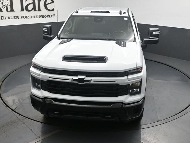 2026 Chevrolet Silverado 2500HD Custom