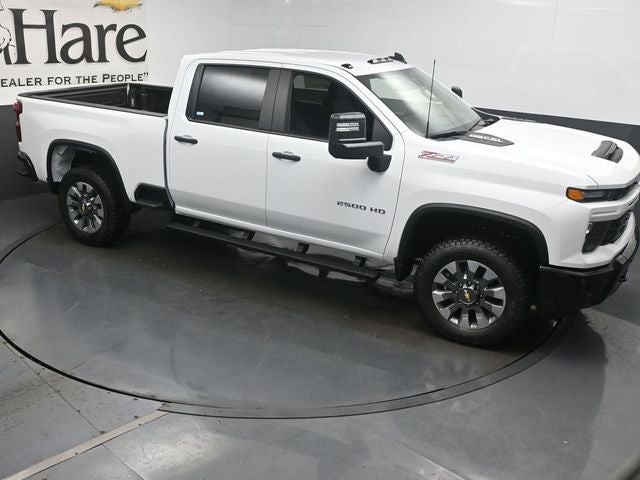 2026 Chevrolet Silverado 2500HD Custom