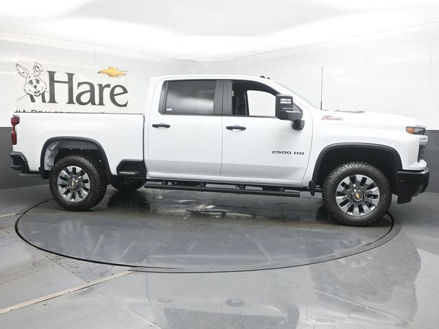 2026 Chevrolet Silverado 2500HD Custom