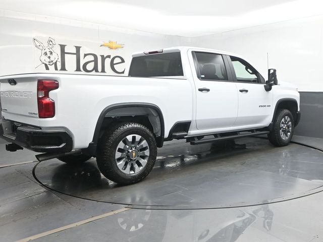 2026 Chevrolet Silverado 2500HD Custom