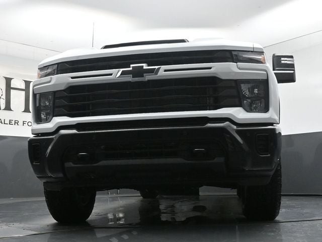 2026 Chevrolet Silverado 2500HD Custom
