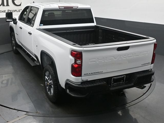 2026 Chevrolet Silverado 2500HD Custom