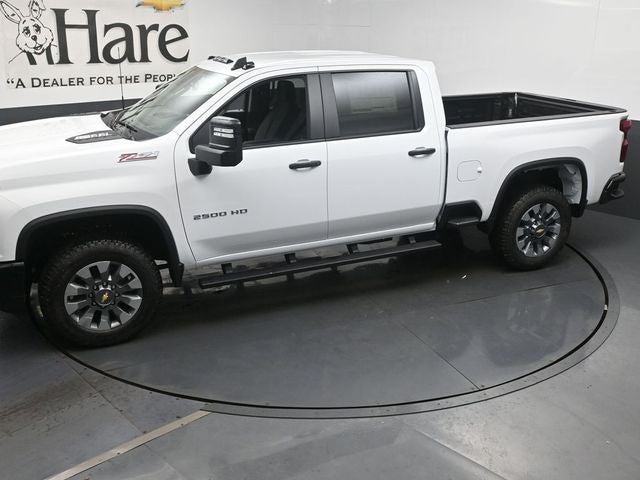 2026 Chevrolet Silverado 2500HD Custom